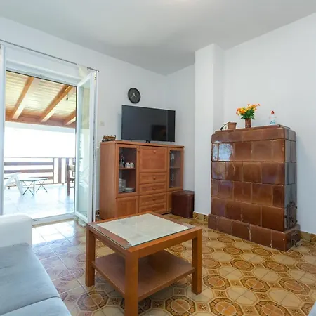 Apartment Juranov Savar