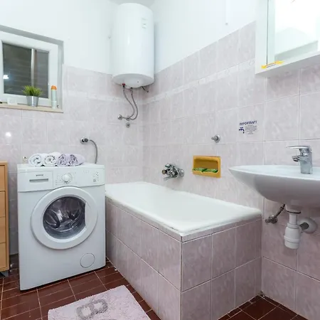 Juranov Apartment
