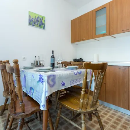 Apartment Juranov Savar