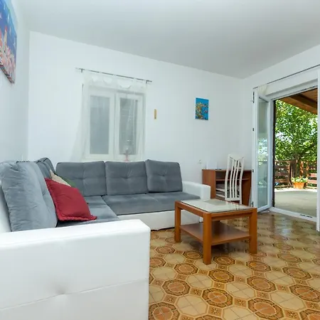Apartment Juranov *